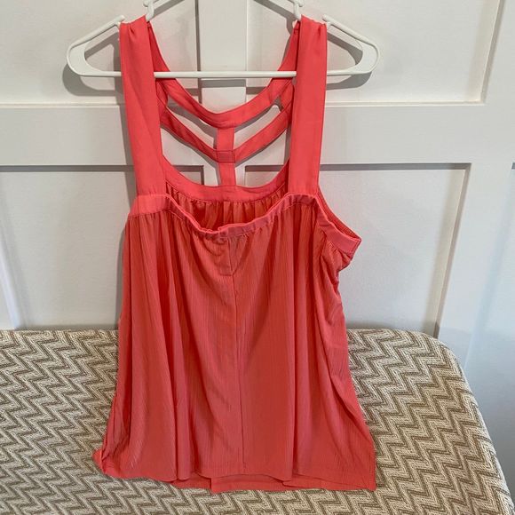 Torrid Caged Neck Goddess Tank Top - Picture 6 of 6